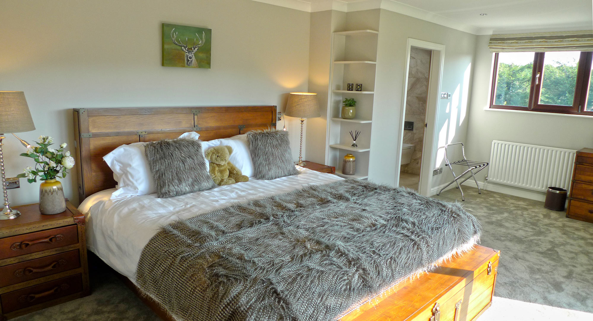 Woodland Lodge Retreat, Group Accommodation Holiday Home, 10-14 guests