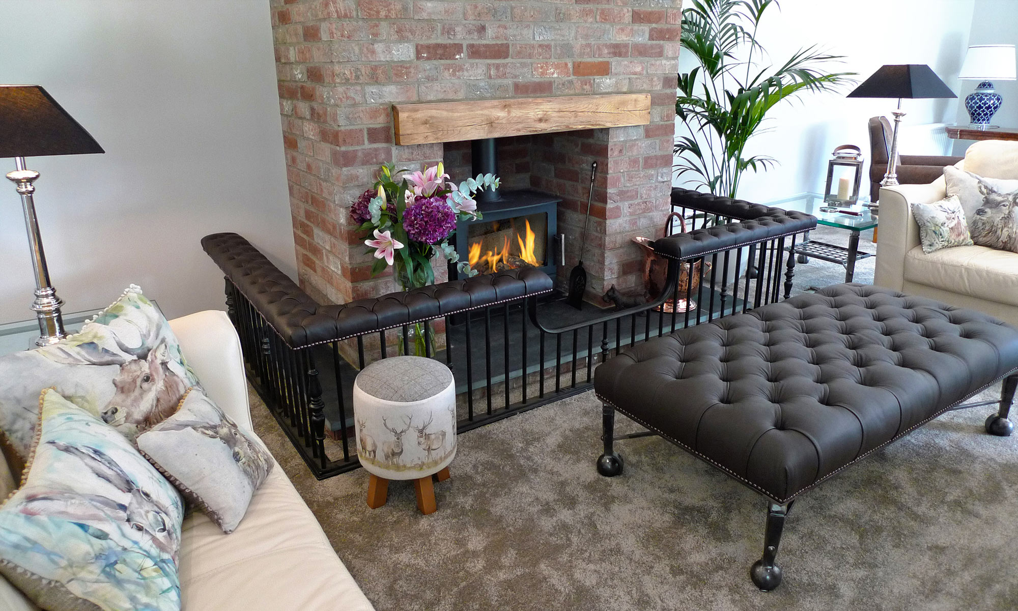 Woodland Lodge Retreat, Group Accommodation Holiday Home, 10-14 guests