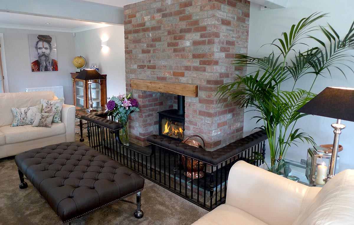 Woodland Lodge Retreat, Group Accommodation Holiday Home, 10-14 guests